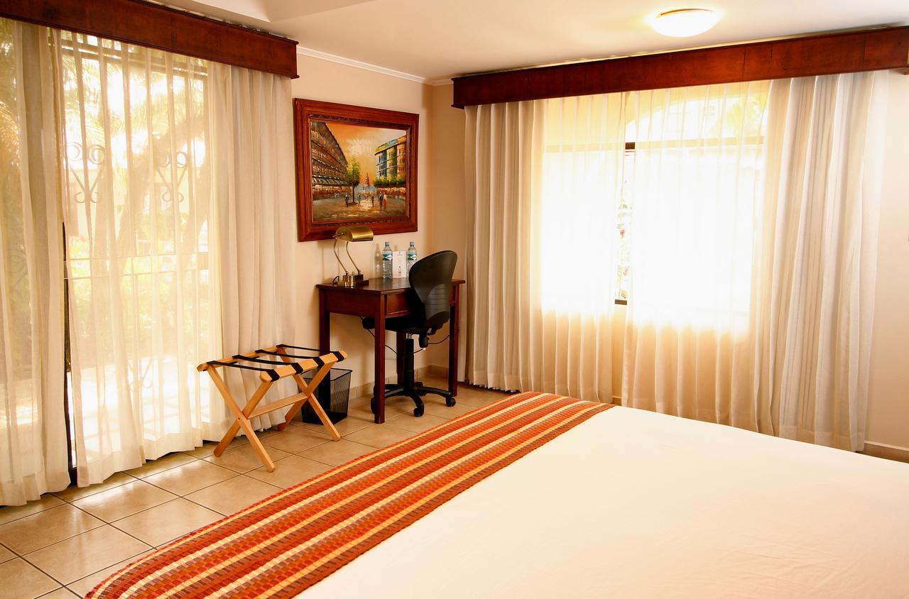 La Riviera Hotel San Antonio De Belen Екстер'єр фото