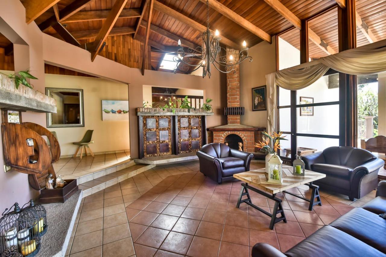 La Riviera Hotel San Antonio De Belen Екстер'єр фото